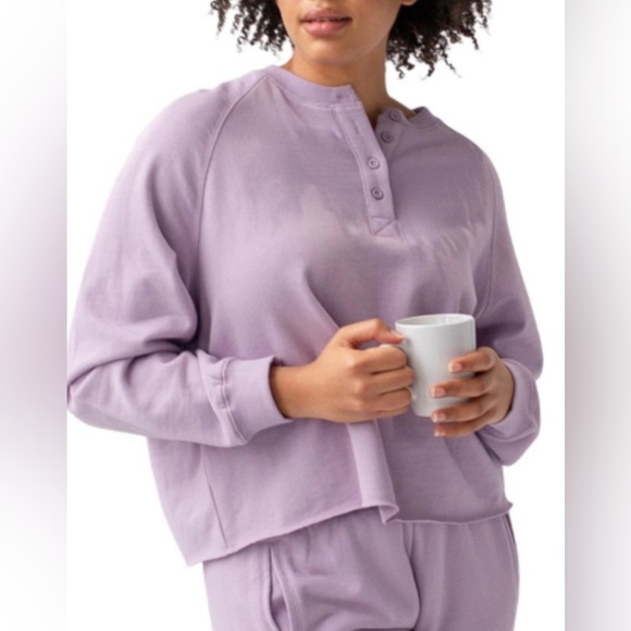 Yoga Jeans Sweaters - Yoga Jeans Active Cropped Henley Sweatshirt, sz M